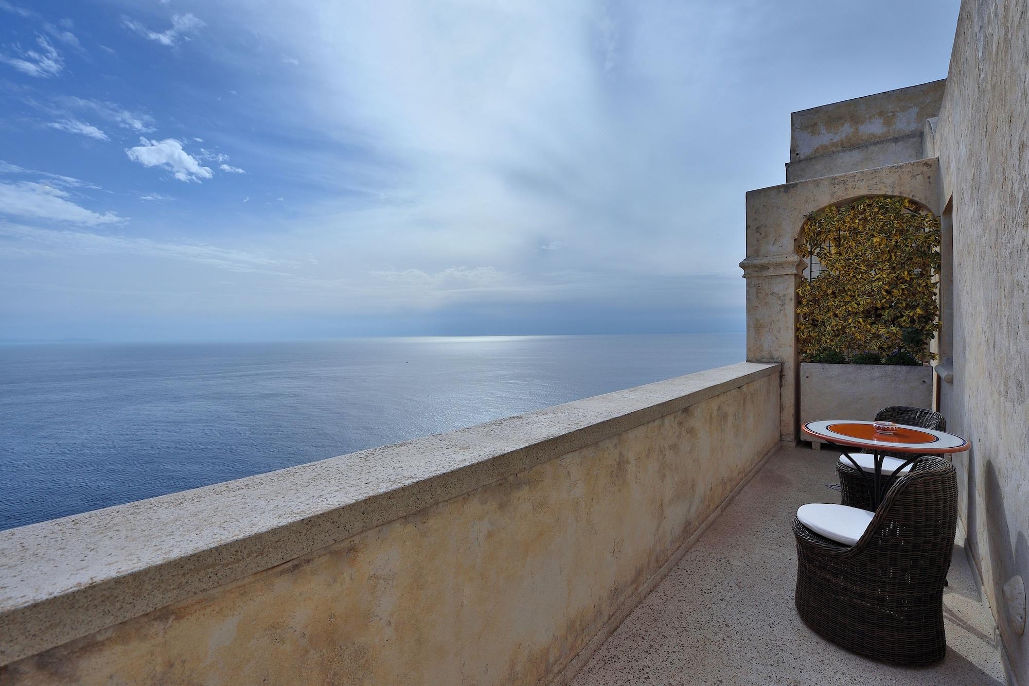 Monastero Santa Rosa Hotel & Spa Конка деи Марини Екстериор снимка