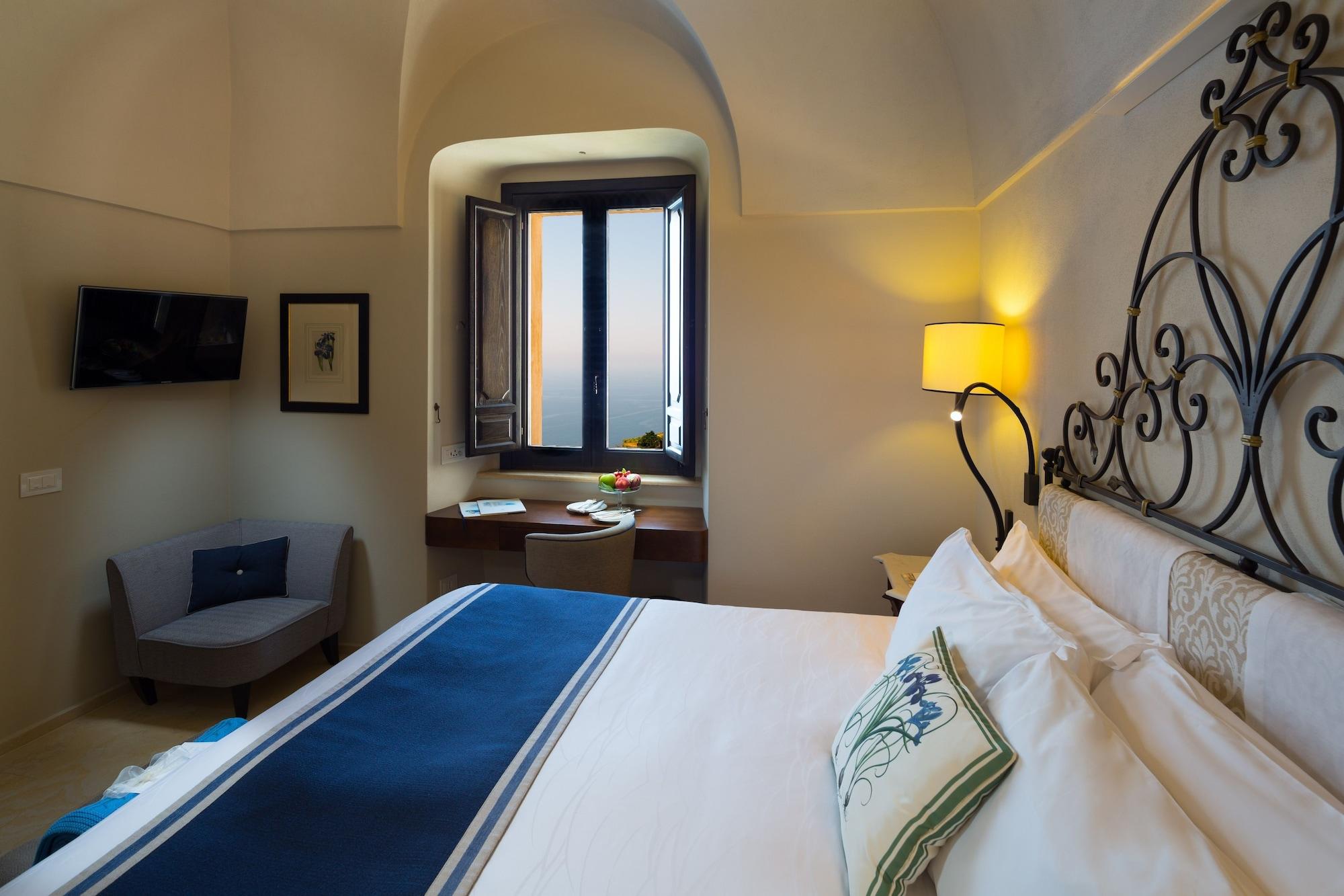 Monastero Santa Rosa Hotel & Spa Конка деи Марини Екстериор снимка