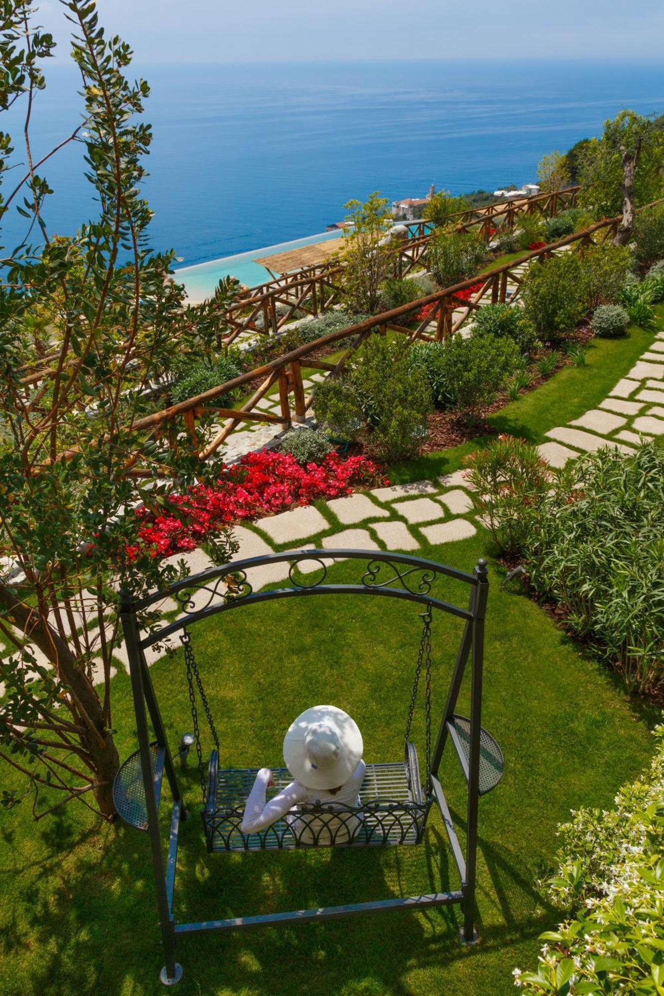 Monastero Santa Rosa Hotel & Spa Конка деи Марини Екстериор снимка